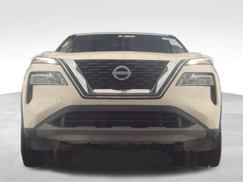 Used 2023 Nissan Rogue SV image 14