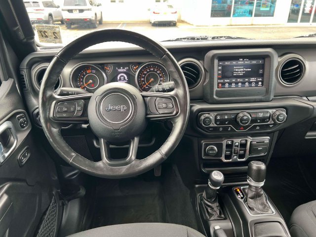 Used 2022 Jeep Wrangler Unlimited Sport AWD/4WD image 19