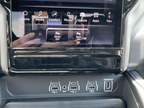 New 2026 RAM 1500 Laramie w/ Night Edition AWD/4WD image 29