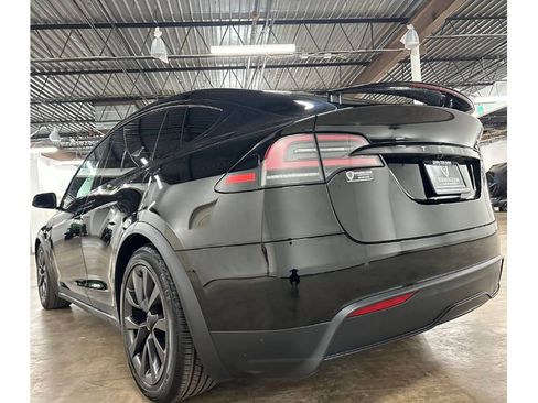 Used 2024 Tesla Model X AWD/4WD image 18