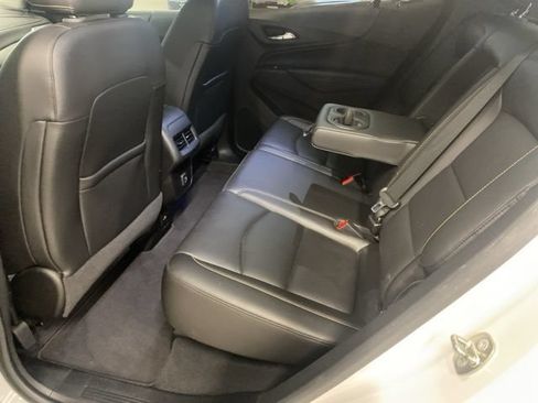 Used 2019 Chevrolet Equinox Premier FWD image 30