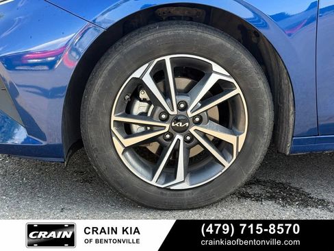 Used 2022 Kia Forte LXS w/ LXS Technology Package FWD image 31