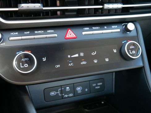 Certified 2026 Hyundai Sonata SEL AWD/4WD image 19