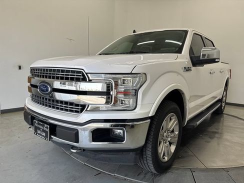 Used 2019 Ford F150 Lariat w/ Equipment Group 502A Luxury AWD/4WD image 32