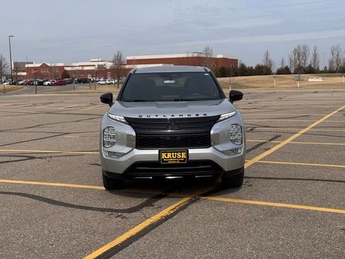 Used 2022 Mitsubishi Outlander SEL Black Edition image 36