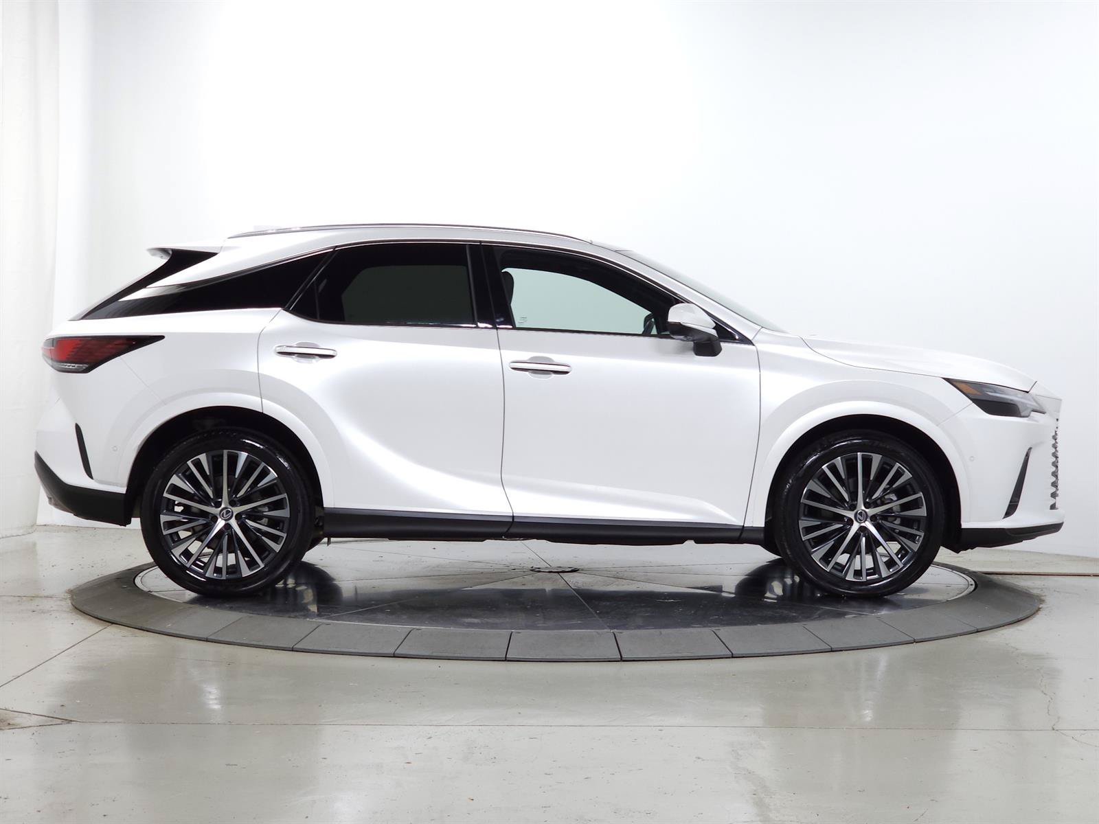 Certified 2026 Lexus RX 350 w/ Convenience Package AWD/4WD image 13