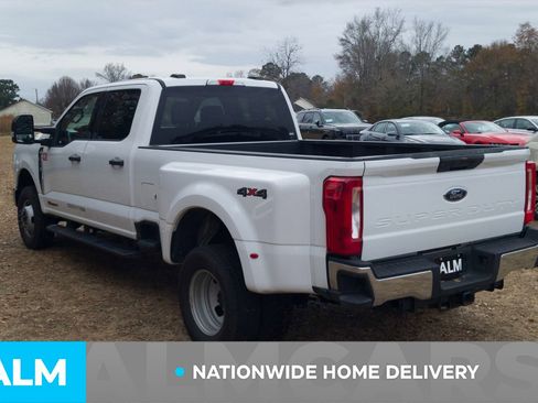 Used 2025 Ford F350 XLT image 5