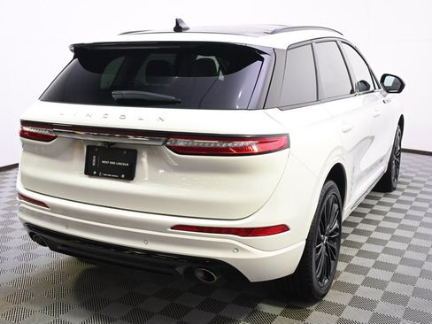 New 2025 Lincoln Corsair Reserve w/ Jet Appearance Package image 6