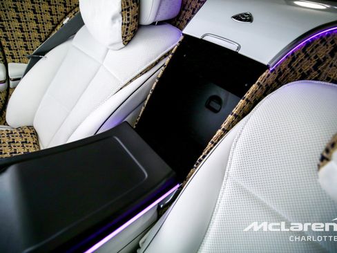 Used 2023 Mercedes-Benz Maybach S 680 4MATIC w/ Manufaktur Leather Package image 21