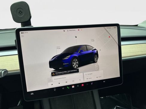 Used 2023 Tesla Model Y Long Range AWD/4WD image 59