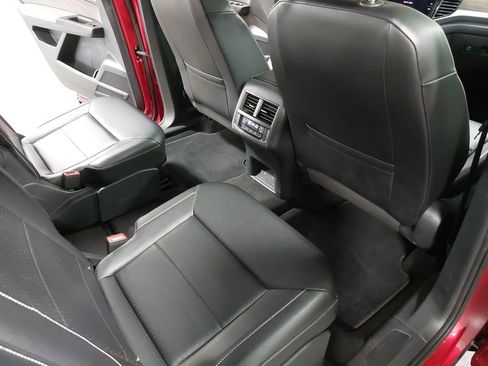 Used 2022 Volkswagen Atlas SE w/ Panoramic Sunroof Package AWD/4WD image 11