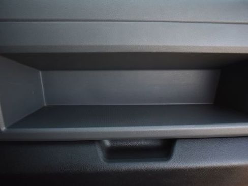 Used 2015 RAM 1500 Express AWD/4WD image 36