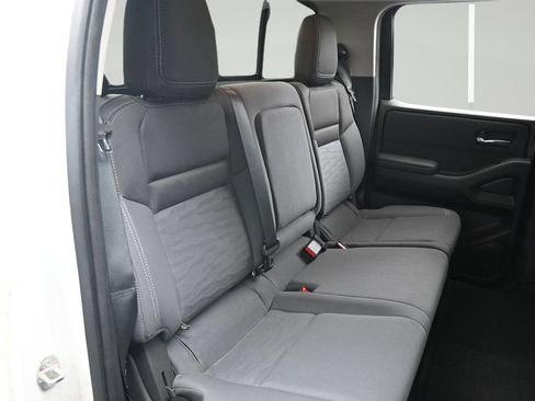 Certified 2023 Nissan Frontier SV w/ SV Convenience Package AWD/4WD image 13