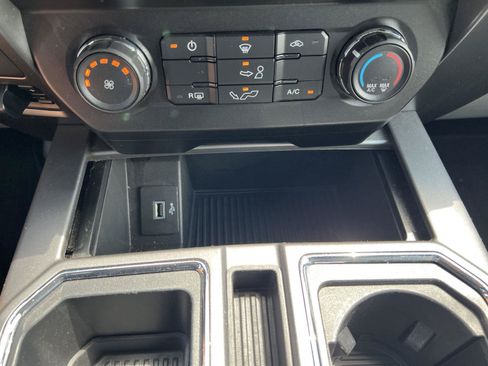 Used 2018 Ford F150 XLT w/ Equipment Group 301A Mid AWD/4WD image 40
