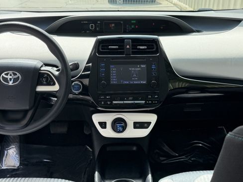 Used 2016 Toyota Prius Two FWD image 26