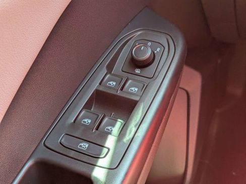 New 2026 Volkswagen Taos S AWD/4WD image 26