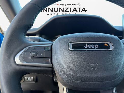 Used 2024 Jeep Compass Limited image 25