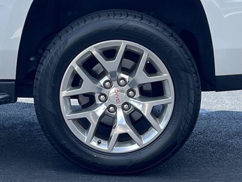 Used 2018 GMC Yukon SLT w/ Open Road Package RWD image 31