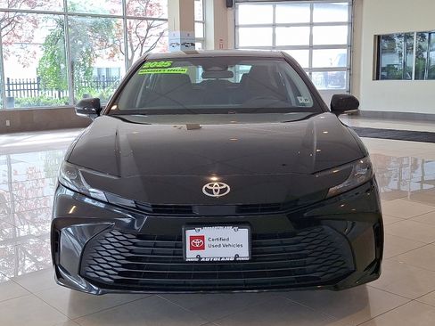 Certified 2025 Toyota Camry LE image 2