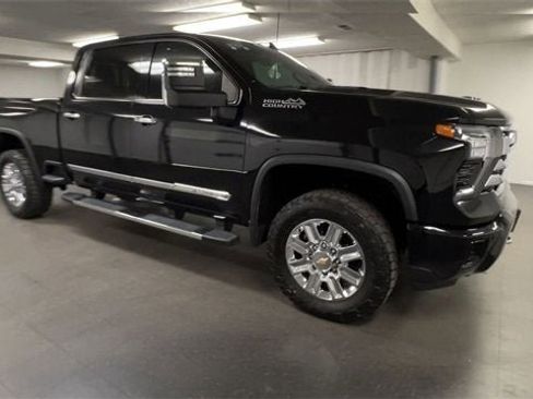 Certified 2024 Chevrolet Silverado 2500 High Country image 2