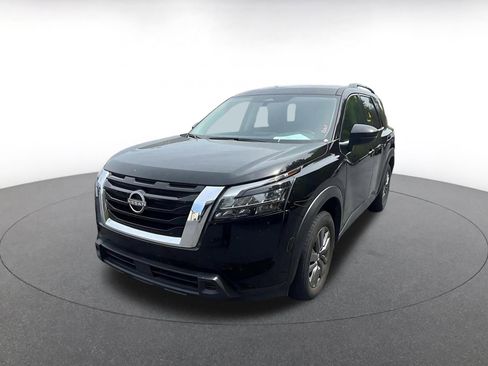 Used 2025 Nissan Pathfinder SV AWD/4WD image 8