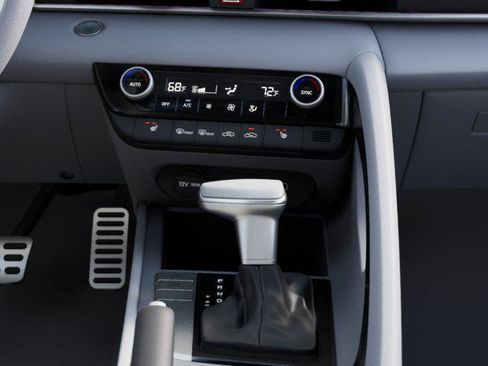 New 2026 Hyundai Elantra Sport FWD image 16