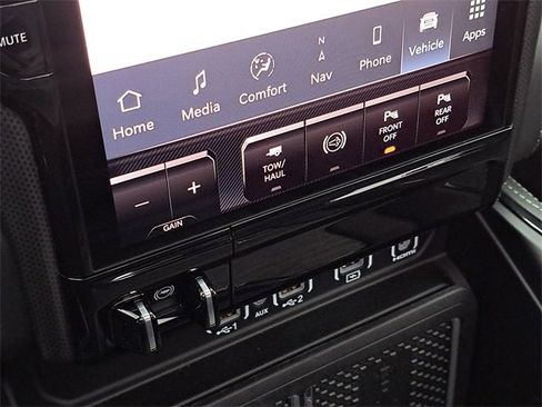 Used 2026 RAM 2500 Limited image 19