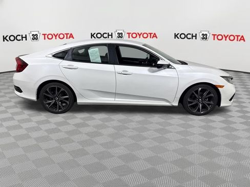 Used 2019 Honda Civic Sport image 9