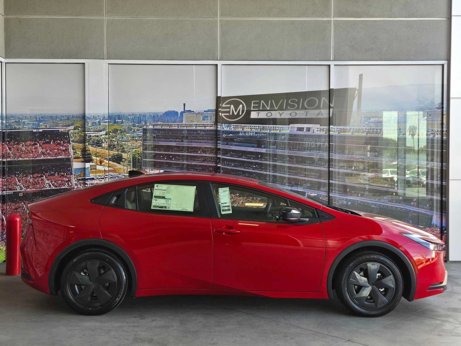 New 2027 Toyota Prius LE FWD image 3