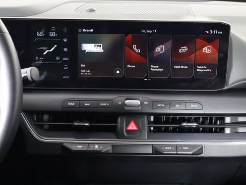 Used 2025 Kia K4 EX FWD image 25
