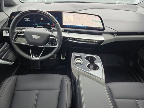 Used 2025 Cadillac Optiq Luxury 1 w/ LPO, Floor Liner Package AWD/4WD image 19