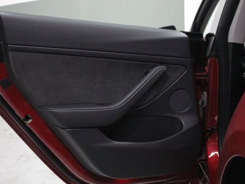 Used 2022 Tesla Model 3 Performance image 33