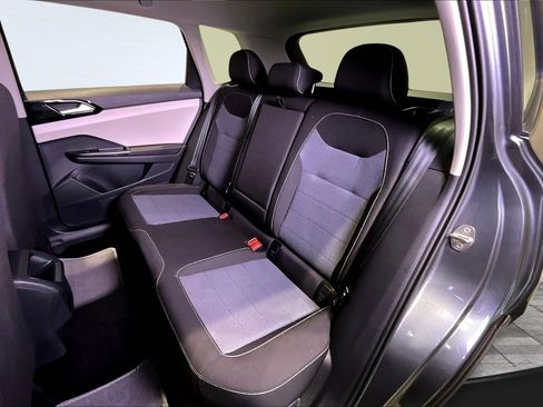 Used 2025 Volkswagen Taos S image 22