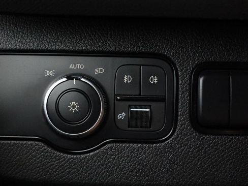 Used 2019 Mercedes-Benz Sprinter 4x4 144 image 28