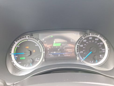 Used 2025 Toyota Highlander XLE AWD/4WD image 21