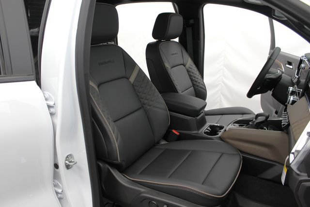 New 2026 GMC Canyon Denali AWD/4WD image 29