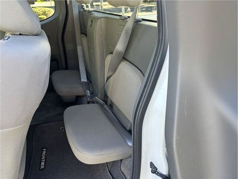 Used 2012 Nissan Frontier S w/ S Preferred Pkg RWD image 11