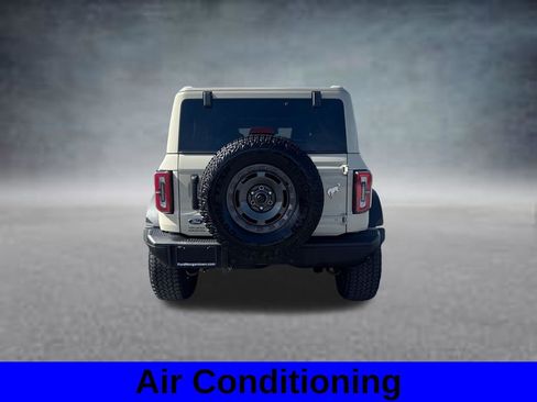 Used 2025 Ford Bronco Badlands AWD/4WD image 8