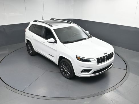 Used 2021 Jeep Cherokee High Altitude image 37