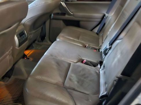 Used 2018 Lexus GX 460 Premium w/ Premium Package AWD/4WD image 18