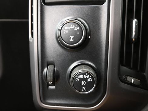 Used 2017 GMC Sierra 1500 SLT w/ All Terrain Package image 12