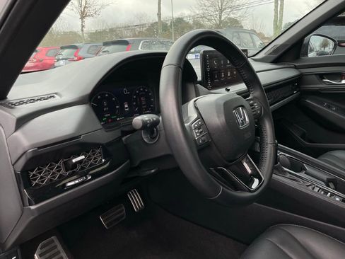 Certified 2025 Honda Accord Sport image 28