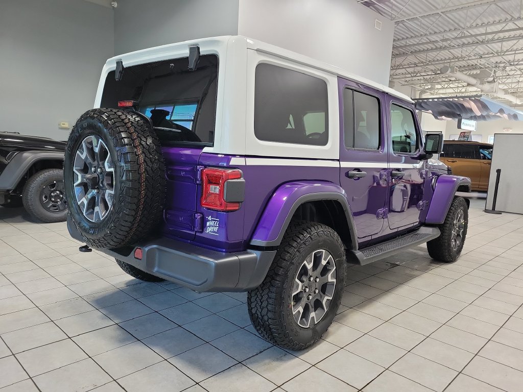 New 2026 Jeep Wrangler Unlimited Sahara w/ Whitecap Package AWD/4WD image 7