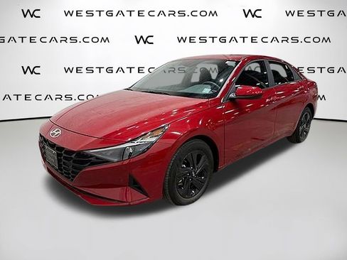 Used 2022 Hyundai Elantra SEL w/ Cargo Package image 1