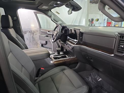 New 2026 GMC Sierra 1500 Elevation w/ Elevation Premium Package AWD/4WD image 10