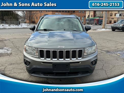 Used 2012 Jeep Compass Sport image 1