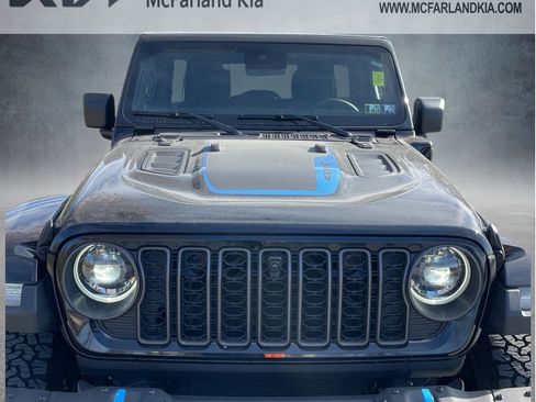Used 2024 Jeep Wrangler Unlimited Rubicon 4xe image 11