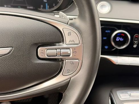 Used 2025 Genesis GV70 2.5T AWD/4WD image 26