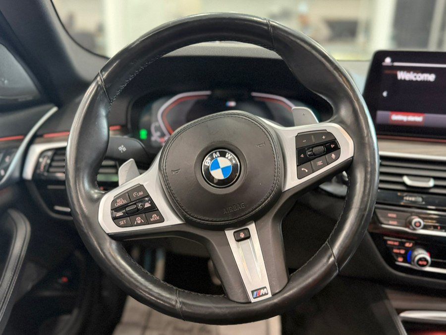 Used 2021 BMW 540i w/ M Sport Package RWD image 24