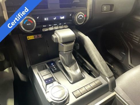 Used 2024 Toyota Tacoma SR5 AWD/4WD image 21